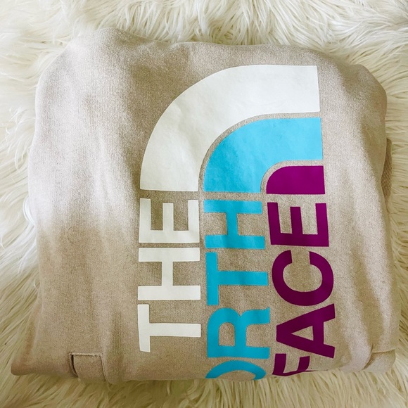 sand colored hoodie from The North Face! 🤎 - Picture 1 of 4